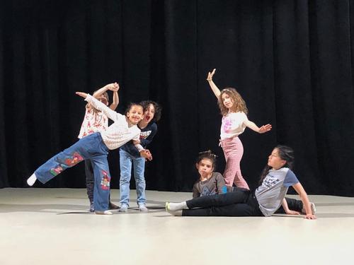 Atelier théâtre enfants — machine corporelle